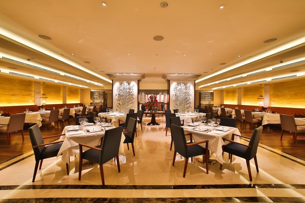Holiday-Inn-Singapore-Orchard-City