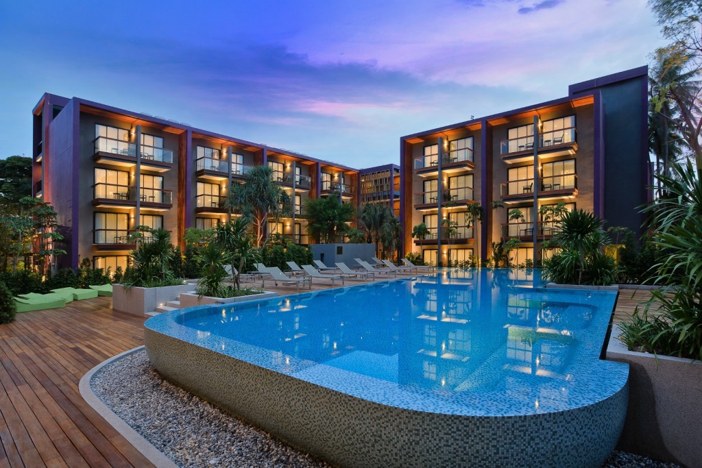 InterContinental Hotel Pool
