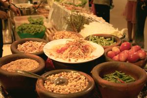 five-popular-thai-street-food-dishes