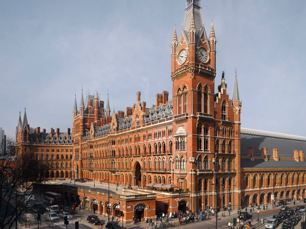 five-london-luxury-hotels-for-your-honeymoon