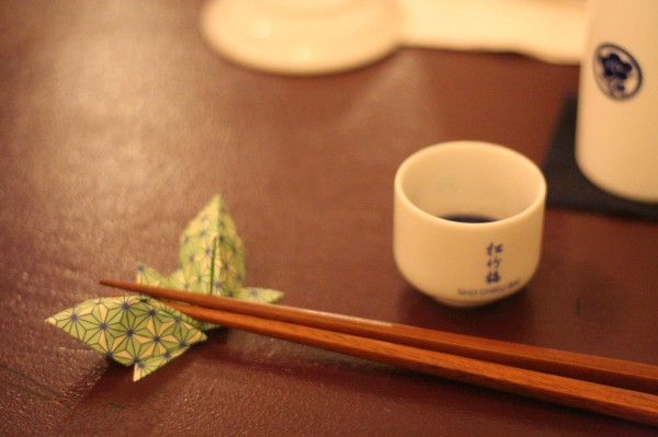 Top 30 customs in Japan, using chopsticks