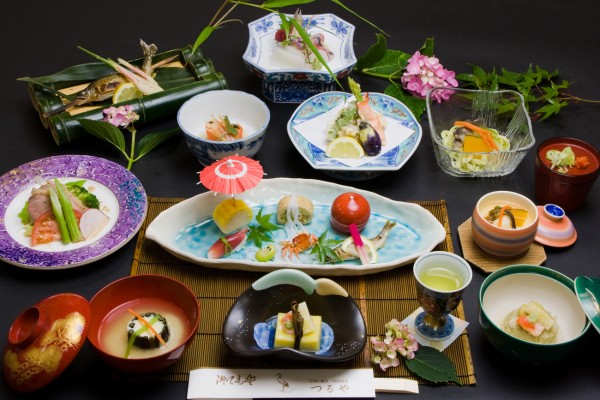 Top 30 customs in Japan, having a meal