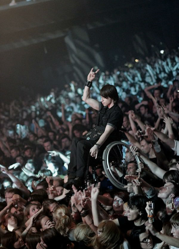 moscow-guy-in-wheel-chair
