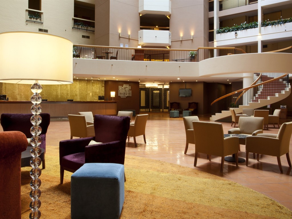 holiday-inn-old-sydney